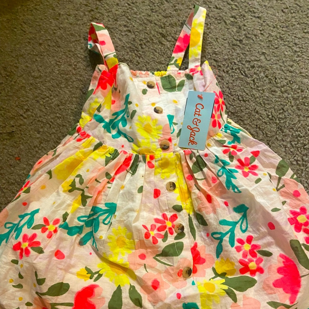 Girls dress